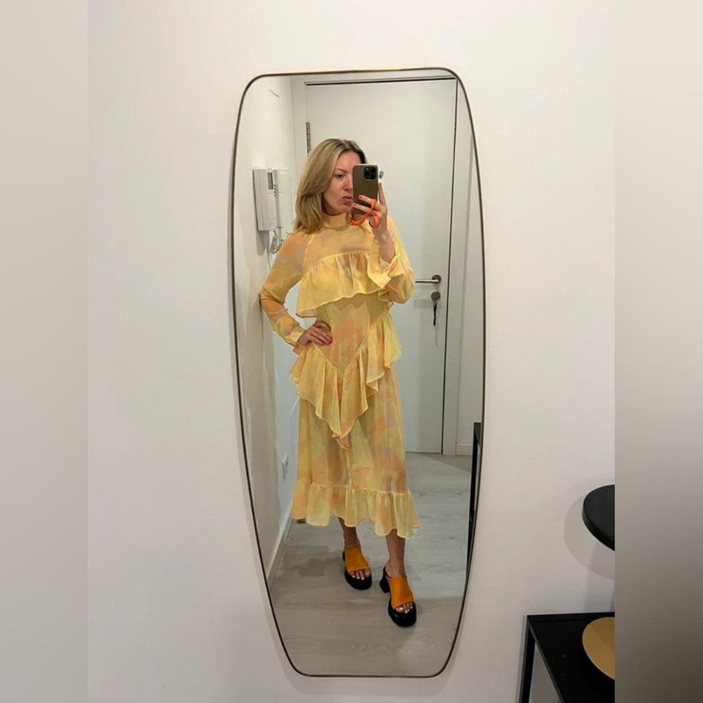 Elegant Yellow Ruffled Dress